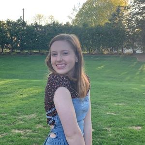 Meet your Posher, Julia